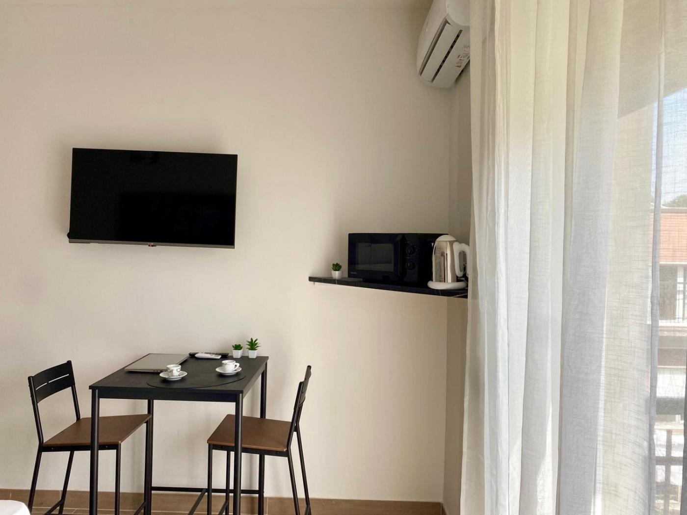 Ferienwohnung Moderno Ed Elegante Loft Con Balcone Mailand Exterior foto